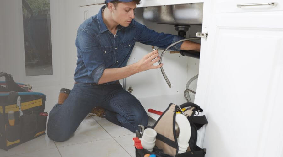 Professional Tankless Water Heater Installation in Chambersburg, IL